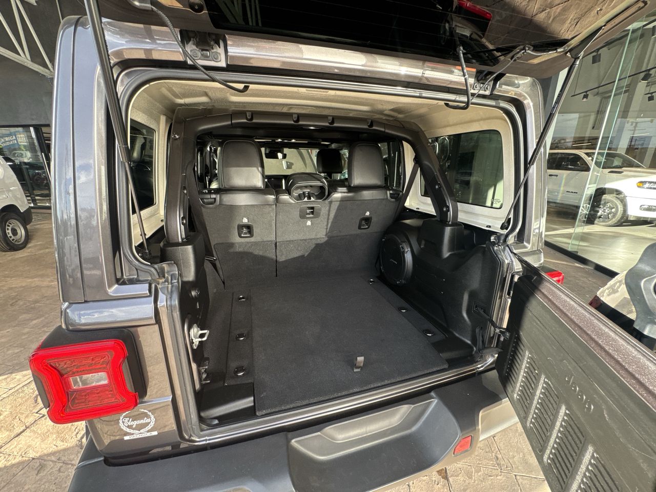 2022 Jeep Wrangler 3.6 V6 Unlimited JL Sahara eTorque Mild-Hybrid At