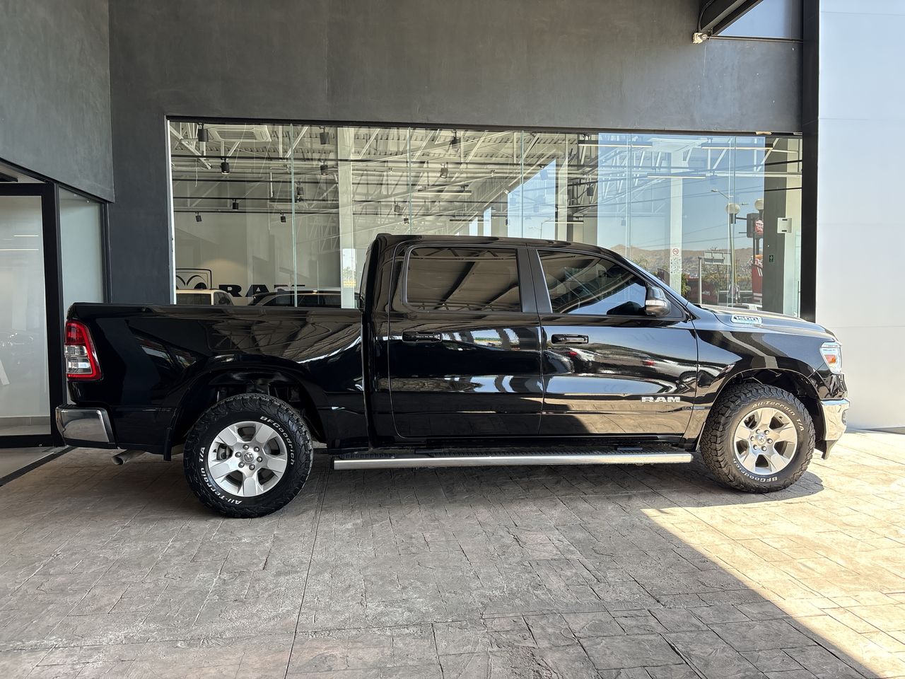 2022 RAM 1500 Bighorn Mild-Hybrid