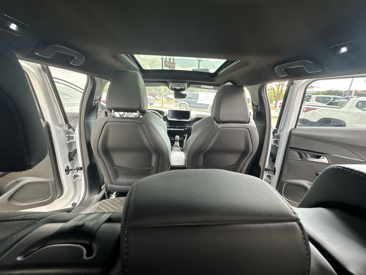 2025 Peugeot 2008 1.2 Allure Pack At